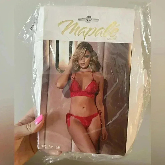 NWT Mapale - Two Piece Set Color Red SM - Picture 2 of 4